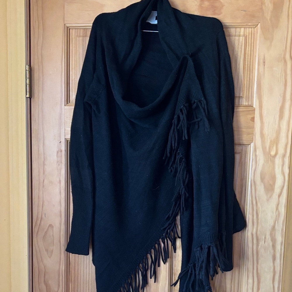 Elegant Black Fringe Women's sweater